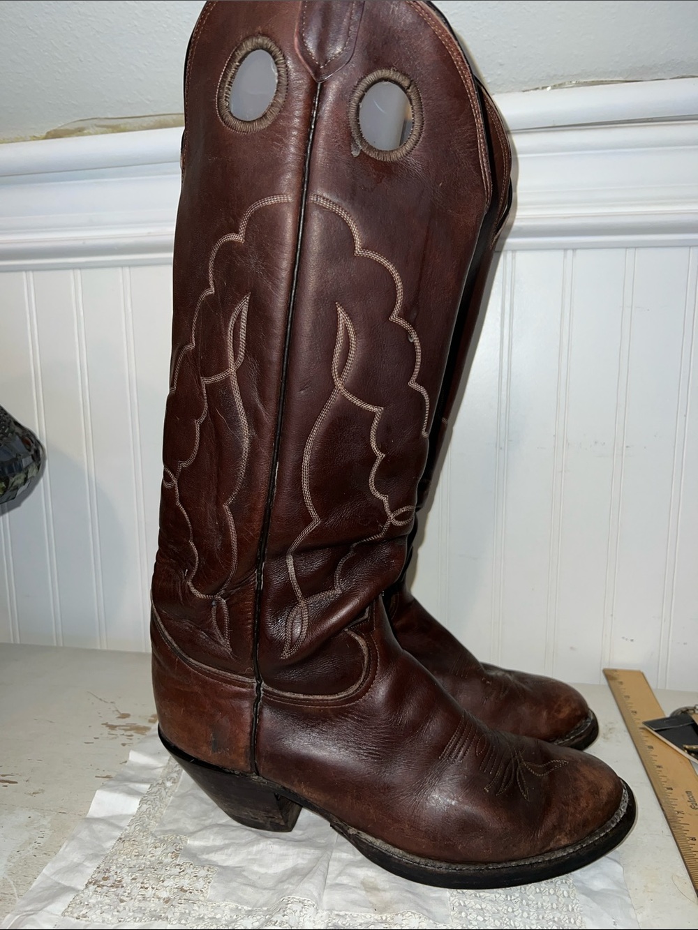 Tony Lama Vintage Gold Label Buckaroo Western Cowboy Boots Mens size 10.5d